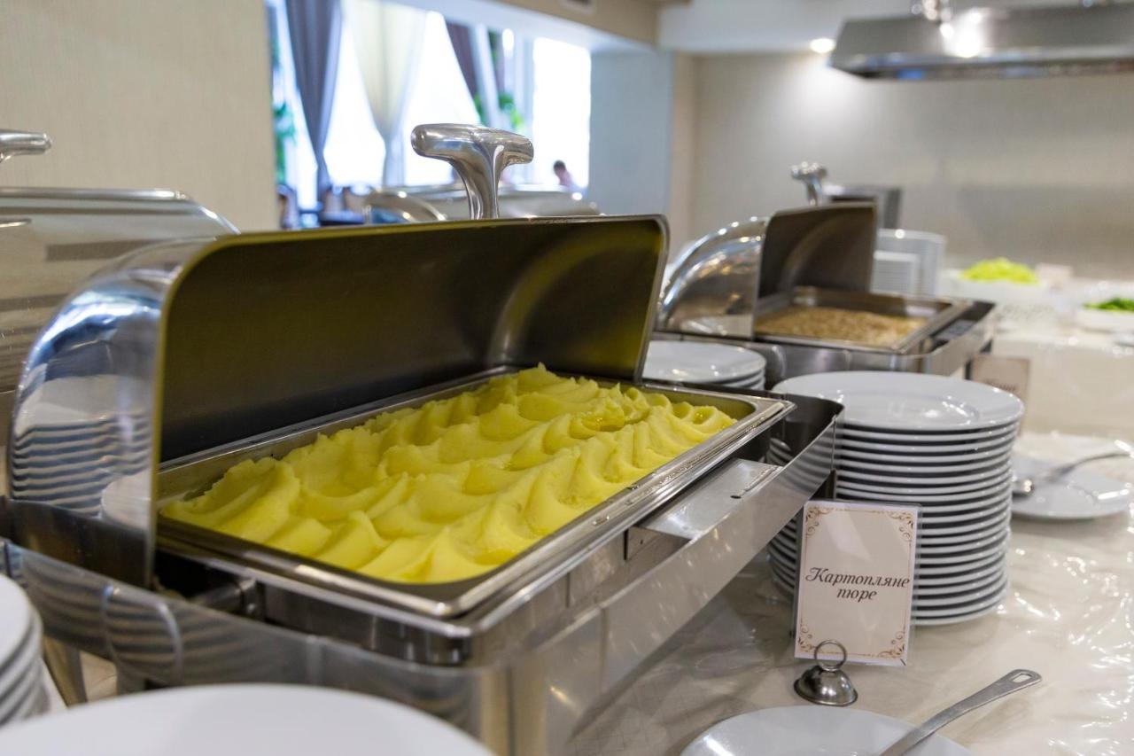 Truskavets 365 Hotel מראה חיצוני תמונה