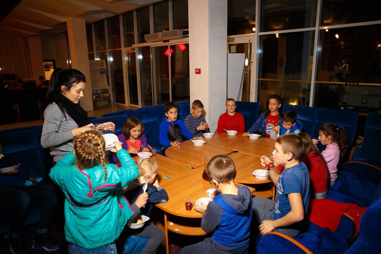 Truskavets 365 Hotel מראה חיצוני תמונה